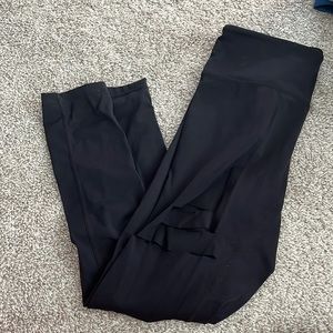 Black Zyia Slash Leggings